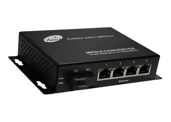 IP30 Fiber To Ethernet Media Converter 4 อีเธอร์เน็ตพร้อมพอร์ตไฟเบอร์ 1 พอร์ต