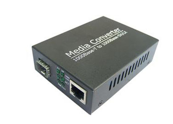 100km 10100 1000M Media Converter หนึ่งพอร์ต SFP One Ethernet